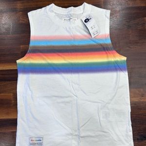 Abercrombie new with tags sleeveless t shirt